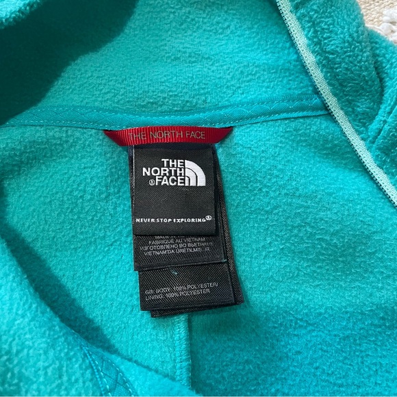 The North Face Polartec Classic Pull Over Jacket - Picture 3 of 6